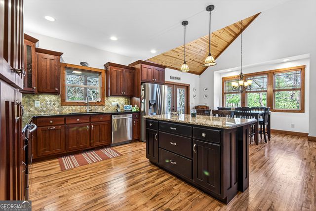 116 Farmette Drive, Cleveland, GA 30528