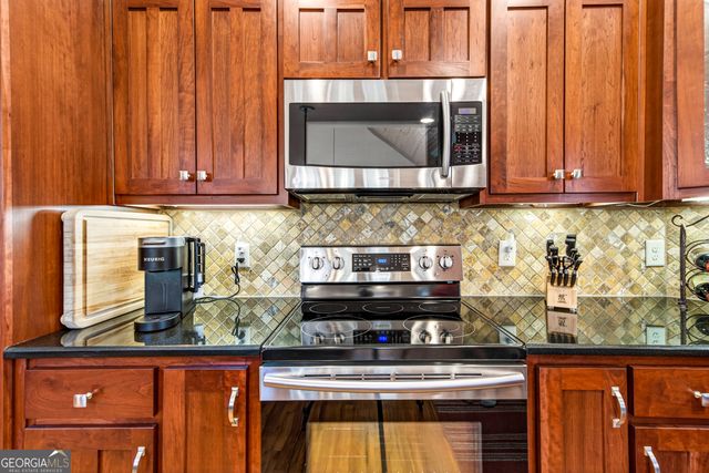 116 Farmette Drive, Cleveland, GA 30528