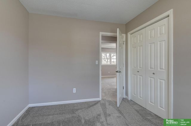 10929 X Street, Omaha, NE 68137