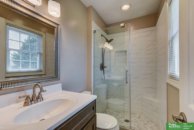 10929 X Street, Omaha, NE 68137