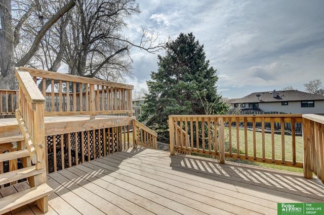 10929 X Street, Omaha, NE 68137