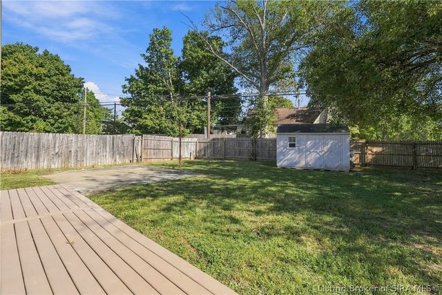2402 Shelby Street, New Albany, IN 47150