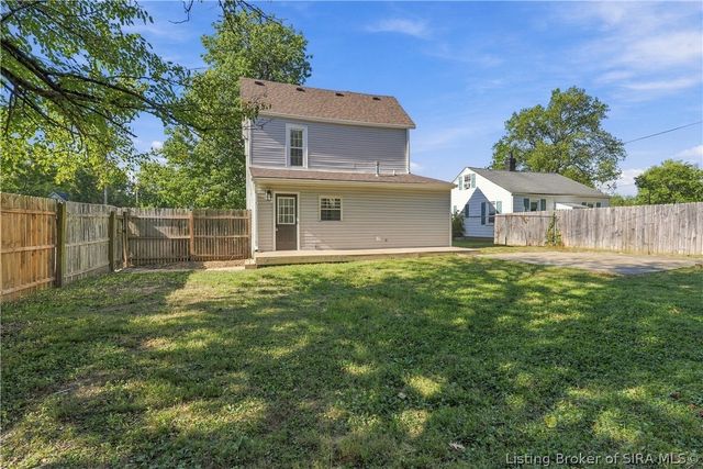 2402 Shelby Street, New Albany, IN 47150