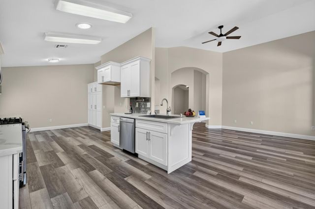 5297 Dreamgarden Loop, Roseville, CA 95747