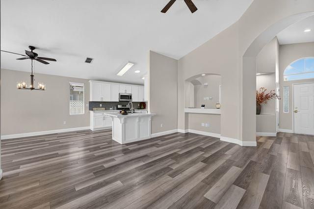 5297 Dreamgarden Loop, Roseville, CA 95747