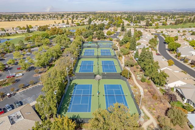 5297 Dreamgarden Loop, Roseville, CA 95747