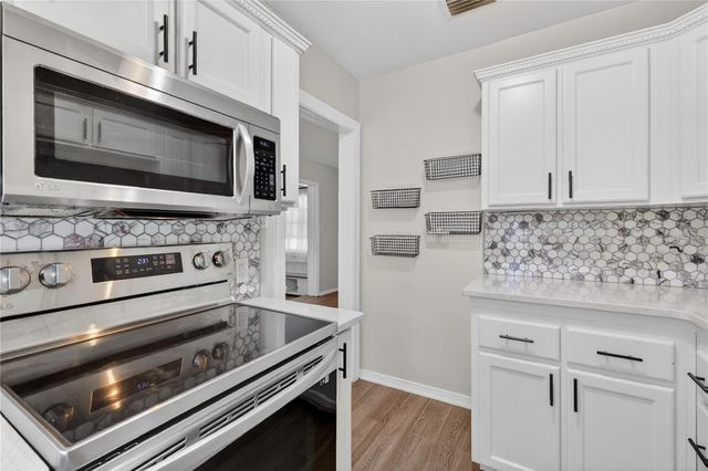 706 MISSION DRIVE, Wildwood, FL 34785