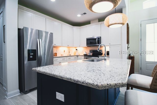 511 Landshark Blvd, Hardeeville, SC 29927