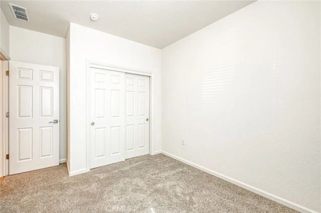 1523 Bloom Ln, Clovis, CA 93619