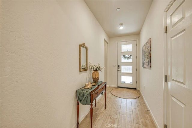 1523 Bloom Ln, Clovis, CA 93619