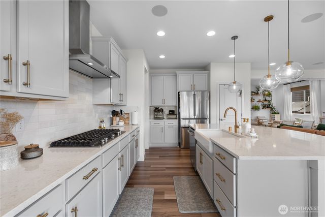 20818 54th Avenue W, Lynnwood, WA 98036