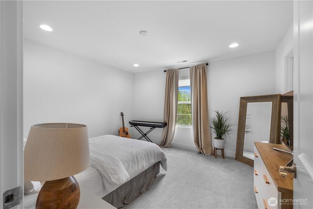 20818 54th Avenue W, Lynnwood, WA 98036