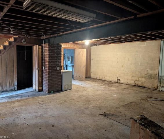 708 Maryland AVE, Suffolk, VA 23434