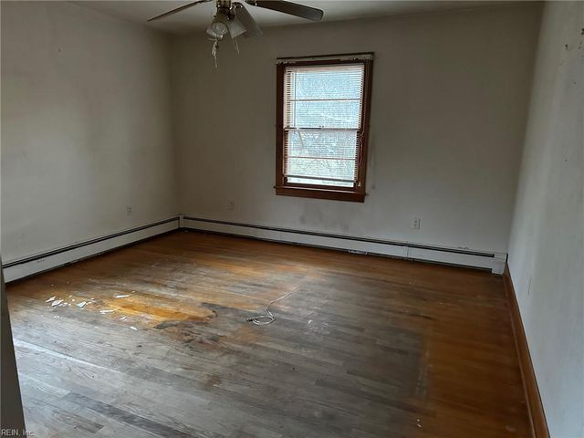 708 Maryland AVE, Suffolk, VA 23434