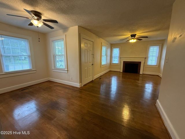 303 Warn Street, Jacksonville, NC 28540