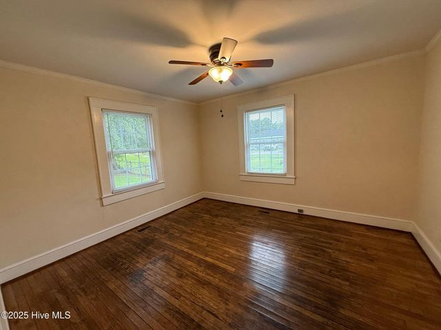 303 Warn Street, Jacksonville, NC 28540