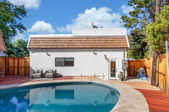 1018 Ovejas Ave, Davis, CA 95616