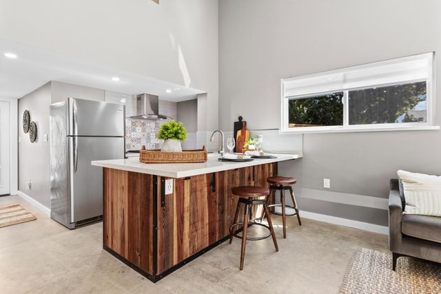 1018 Ovejas Ave, Davis, CA 95616