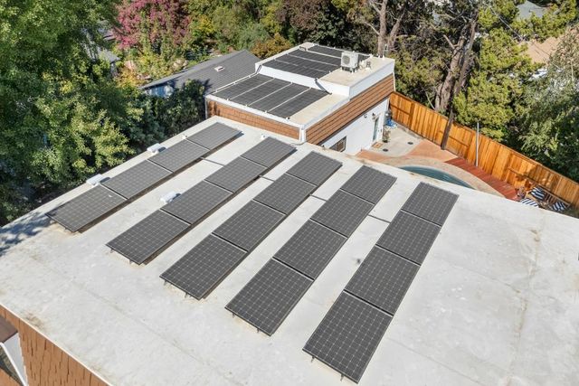 1018 Ovejas Ave, Davis, CA 95616