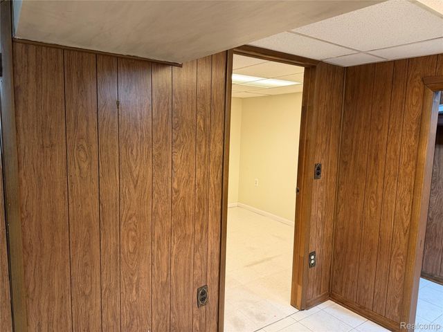 9001 Shannon Drive, Sterling Heights, MI 48314