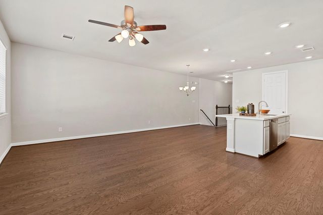 9443 Towne Lake Parkway, Cypress, TX 77433