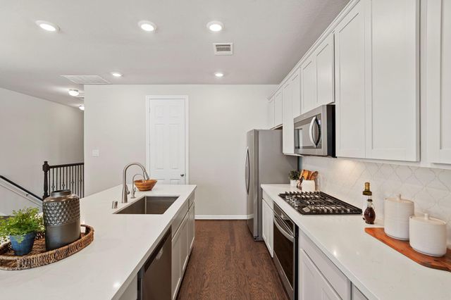 9443 Towne Lake Parkway, Cypress, TX 77433