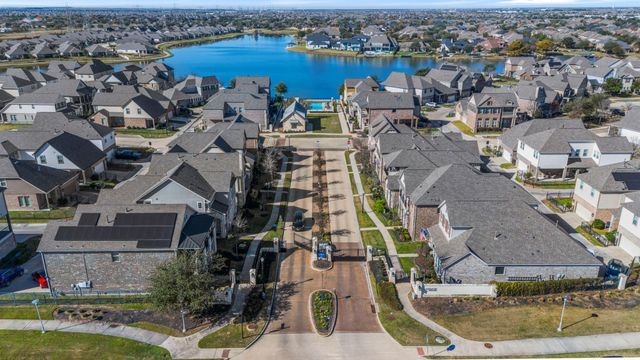 9443 Towne Lake Parkway, Cypress, TX 77433