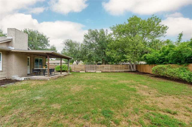 2301 Village CIR, Austin, TX 78745
