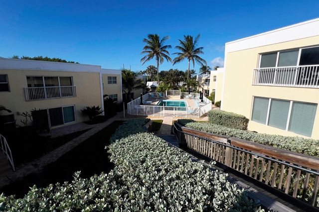 3541 NE Ocean Boulevard NE 15, Jensen Beach, FL 34957