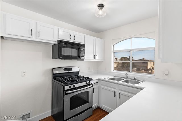 4408 West Lake Mead Boulevard 201, Las Vegas, NV 89108