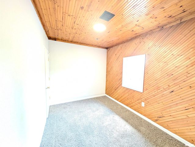 104 MEADOWVIEW Lane, Washington, IL 61571