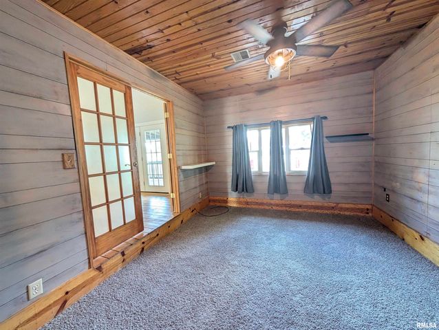 104 MEADOWVIEW Lane, Washington, IL 61571