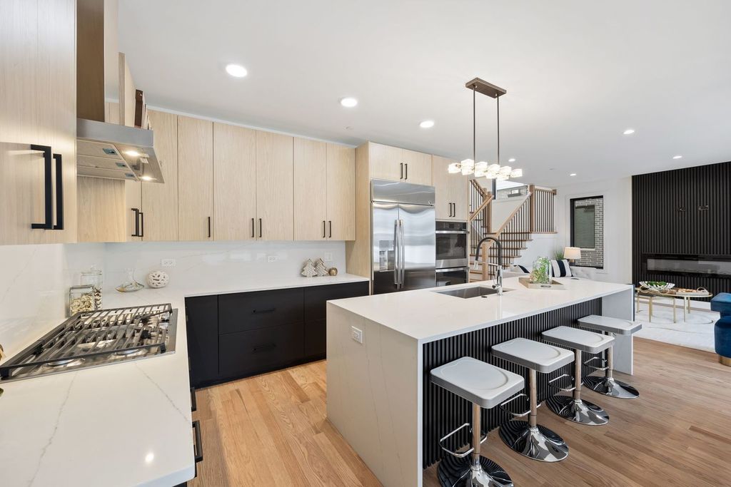 property-img