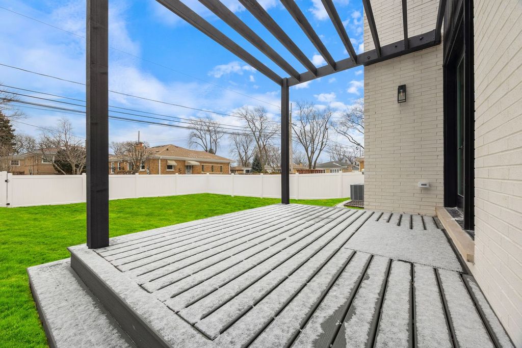property-img