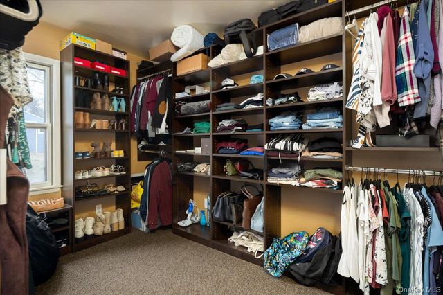 843 Greenbelt Parkway W, Holbrook, NY 11741