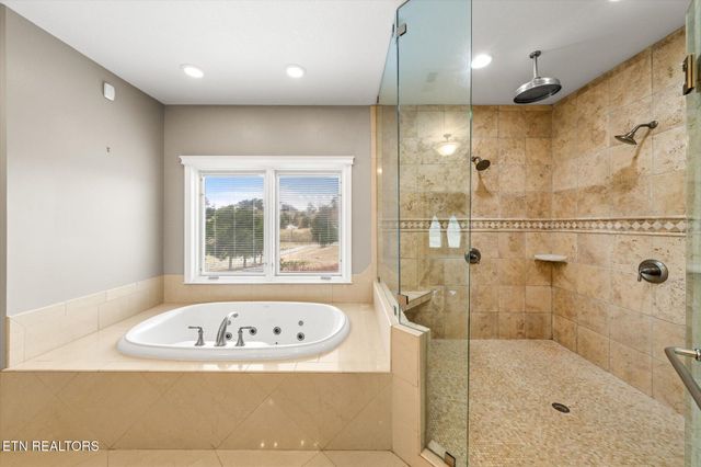 1811 Jordans Creek Way, Sevierville, TN 37876