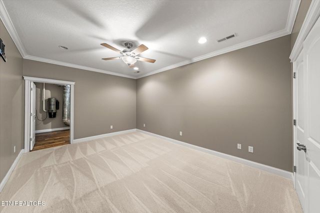 1811 Jordans Creek Way, Sevierville, TN 37876