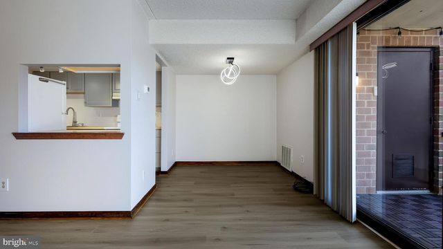 13 HERMITAGE DR, New Hope, PA 18938