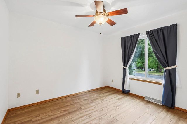 941 Vista Ridge Drive, Mount Horeb, WI 53572
