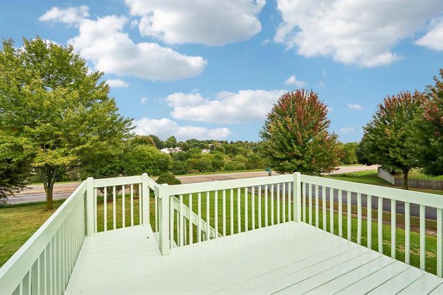 941 Vista Ridge Drive, Mount Horeb, WI 53572