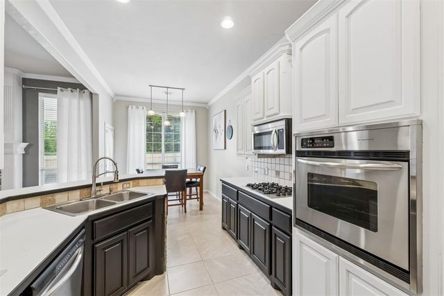 320 Paxton Court, Norman, OK 73069
