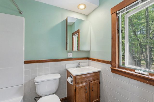 131 Main St, Chelmsford, MA 01863