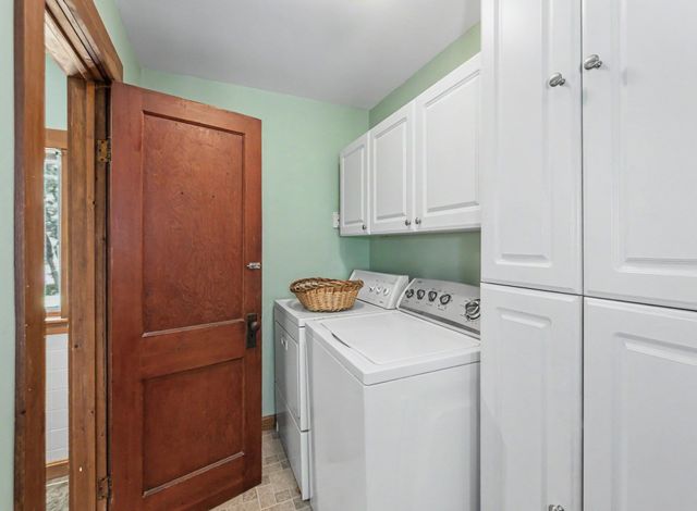 131 Main St, Chelmsford, MA 01863