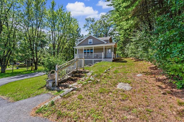 131 Main St, Chelmsford, MA 01863