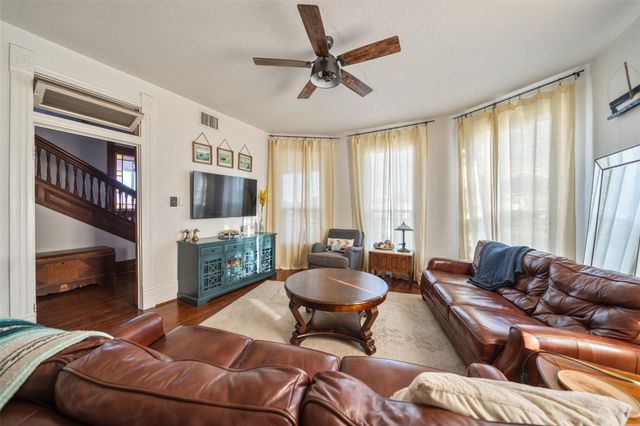 409 Lewis Street, Matagorda, TX 77414