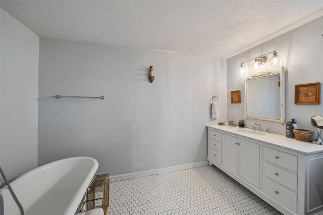 409 Lewis Street, Matagorda, TX 77414