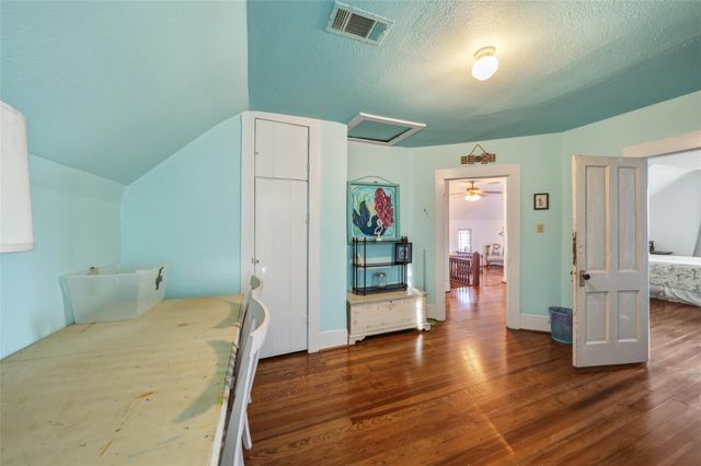 409 Lewis Street, Matagorda, TX 77414