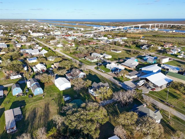 409 Lewis Street, Matagorda, TX 77414