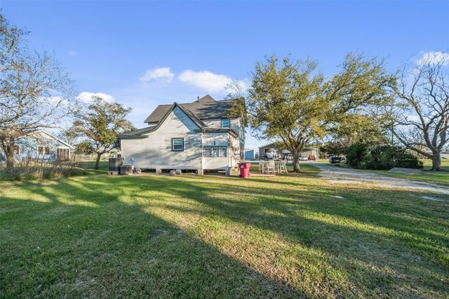 409 Lewis Street, Matagorda, TX 77414