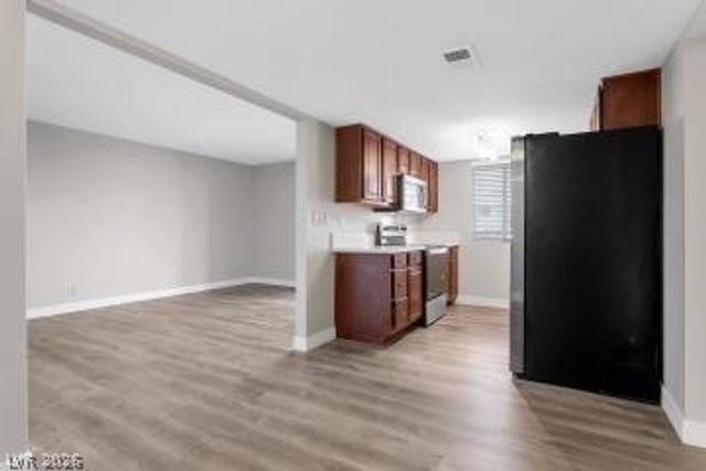 5081 River Glen Drive 125, Las Vegas, NV 89103